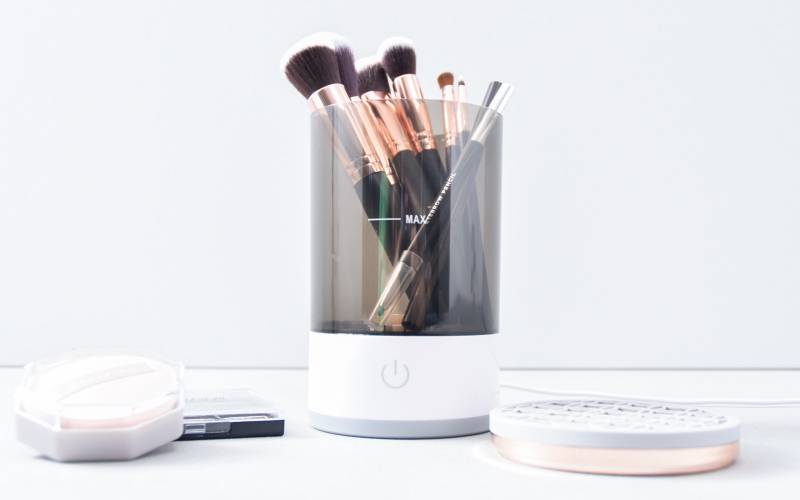 メイクブラシまとめてランドリー