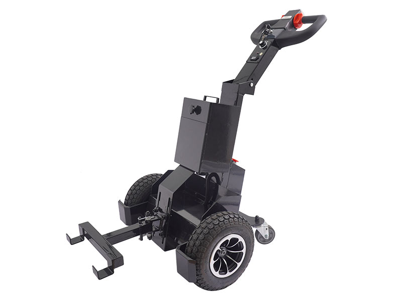 1トン運べる牽引機「引っ張り君」