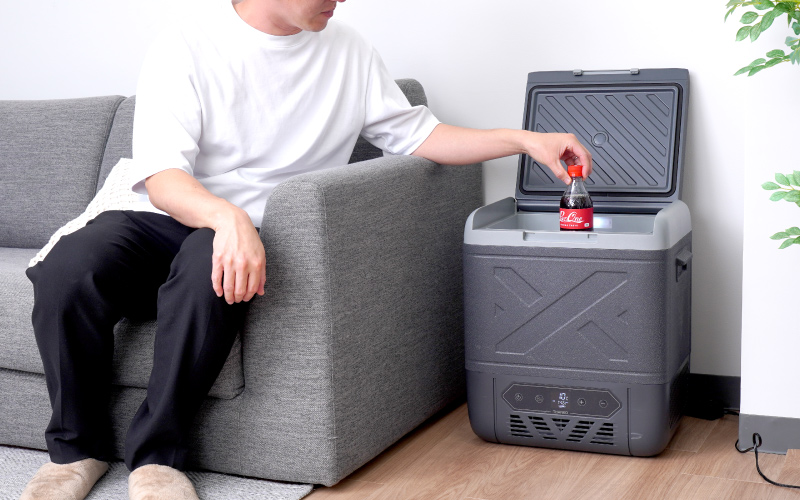 キャスター付き車載用冷凍冷蔵庫18L