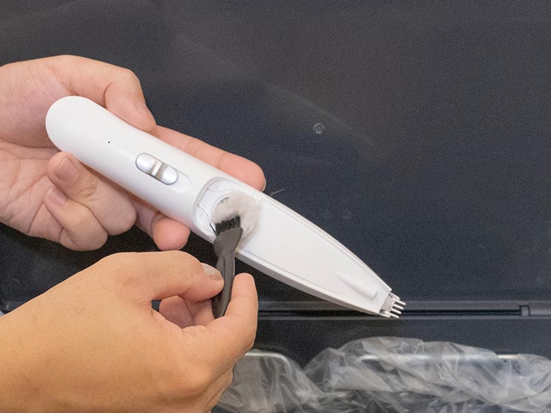 吸引できるペット用足裏バリカン