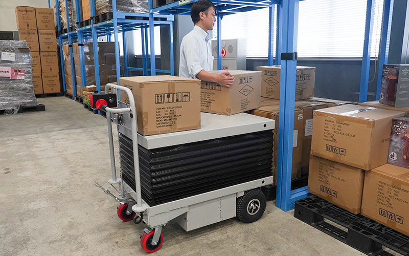 蛇腹昇降リフト付電動アシスト台車