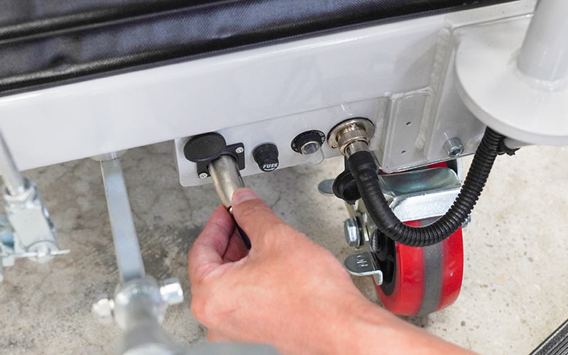 蛇腹昇降リフト付電動アシスト台車