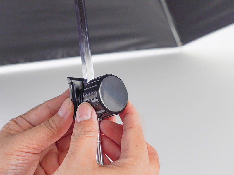 リュックに後付け「ちょっと傘持って手」