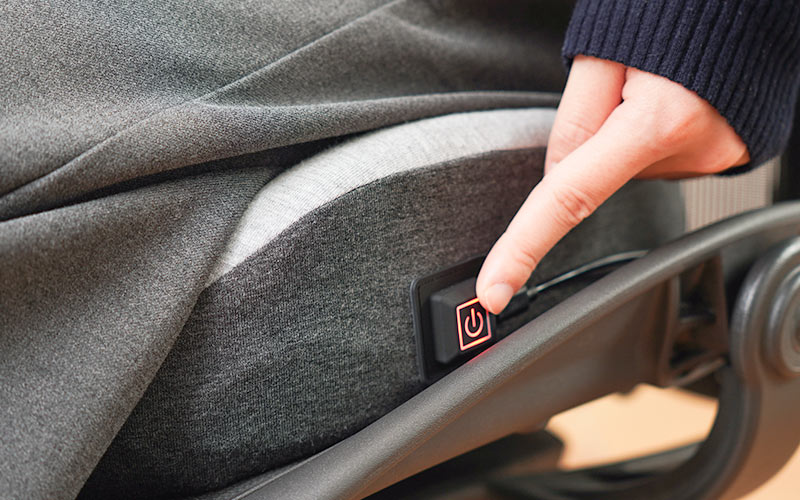 美姿勢サポートヒータークッション「ももぽっか」