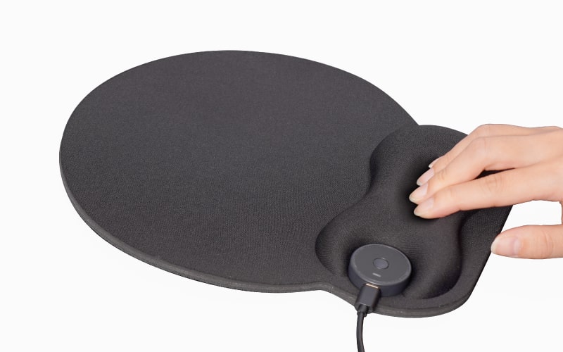 手首ぽかぽかヒーター付きマウスパッド