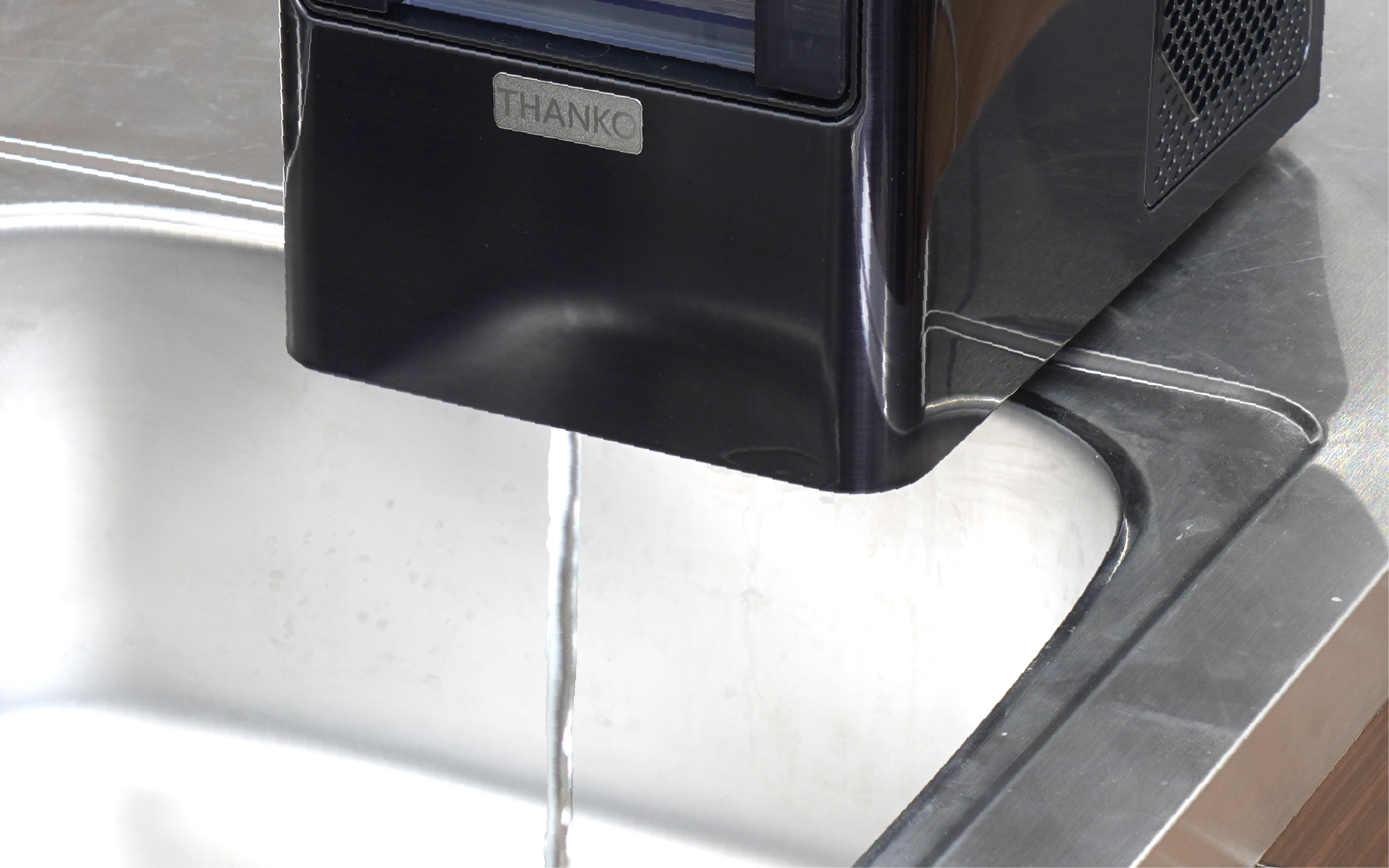 超小型卓上製氷機「アイスゴロンSlim」 | 【公式】サンコー通販 超小型卓上製氷機「アイスゴロンSlim」 | 【公式】サンコー通販