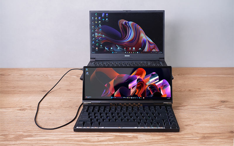 10インチモニター搭載メカニカルキーボード