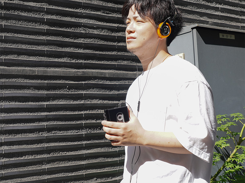 ローファイを楽しむ80'sカセットプレイヤー