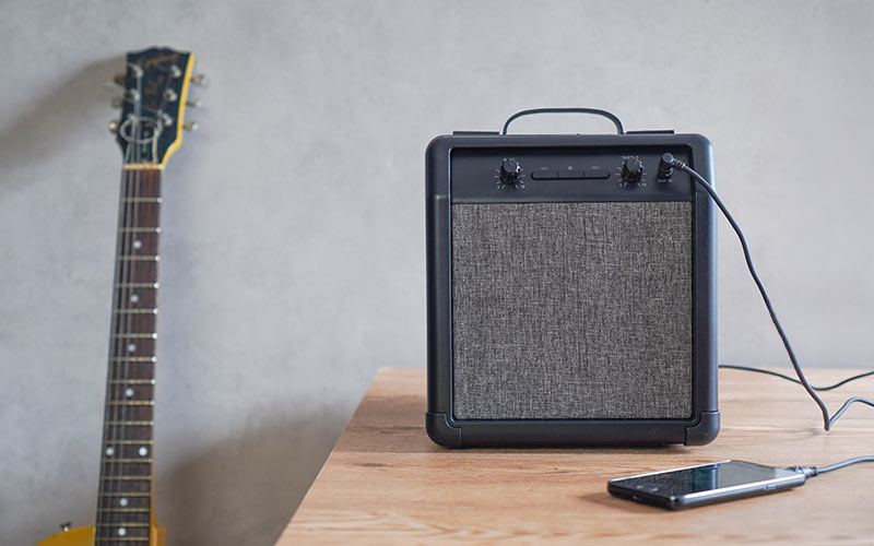 スピーカー内蔵ギターアンプ型冷蔵庫