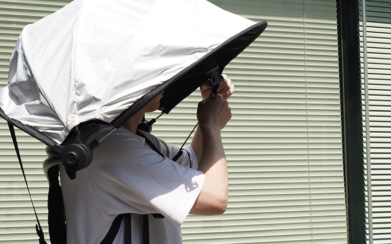 ハンズフリー背負える日傘