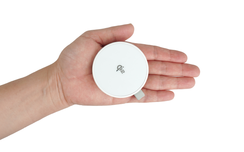 LEDミラー付き「3in1ワイヤレスチャージャー」