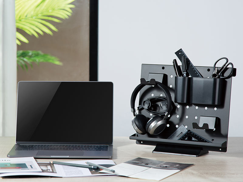 スタンド式「卓上スチール有孔ボード」