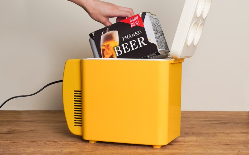 6缶パックがすっぽり入る「6缶ビール冷蔵庫」 | 【公式