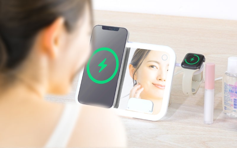 LEDミラー付き「3in1ワイヤレスチャージャー」